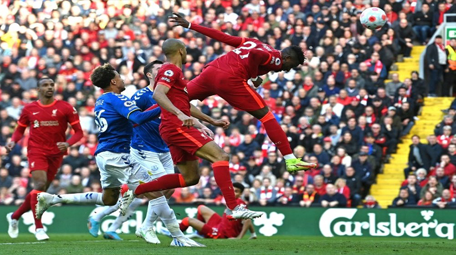 Liverpool Overcome Everton Battle - Bangladesh Post