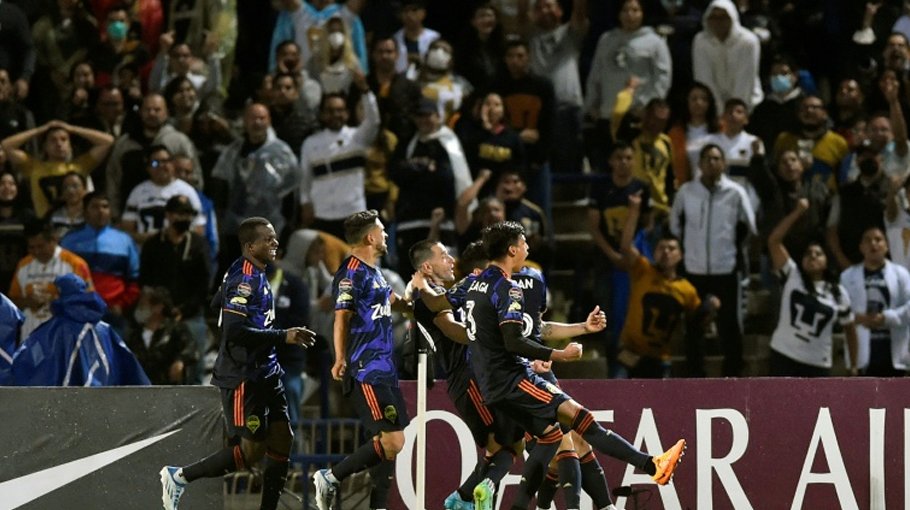 Lodeiro's stoppage spotkick stuns Pumas in CONCACAF Champions League final