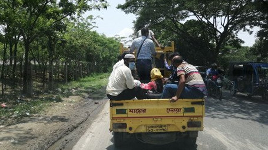 ‘Transport owners,  extortionists fleece Eid holidaymakers