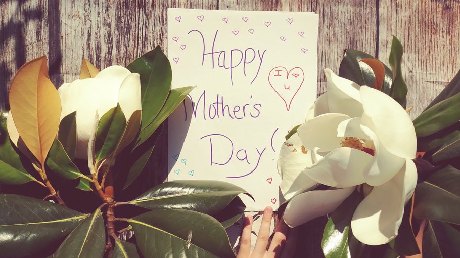 Mother’s Day returns   with celebrations after   2 pandemic years