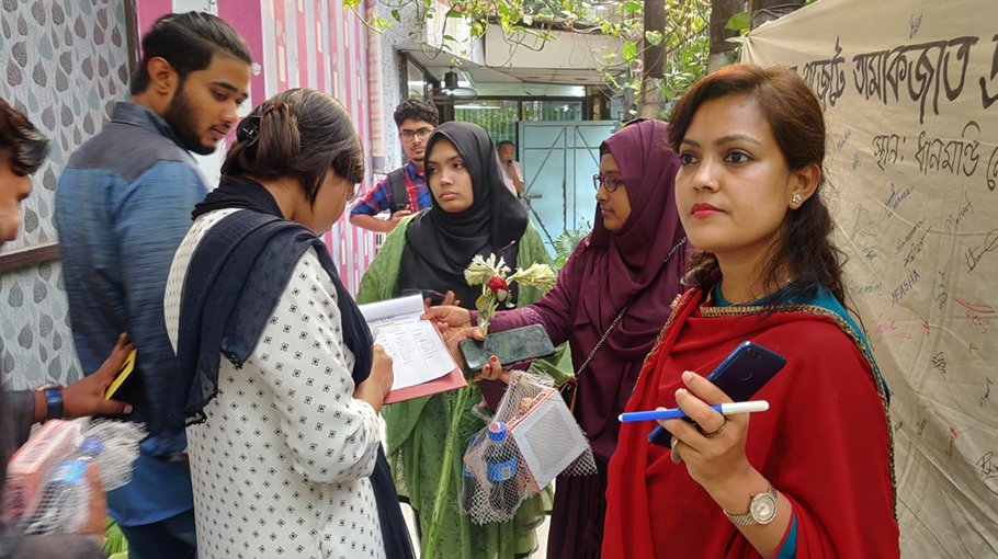 Students join anti-tobacco campaign  