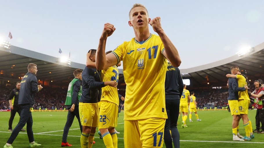 Ukraine beat Scotland to keep World Cup dream alive