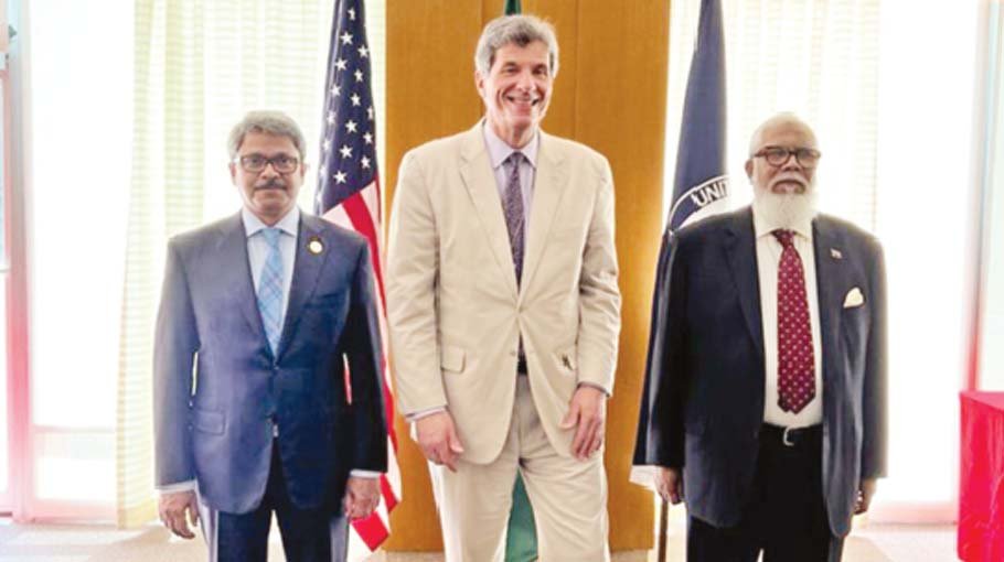 Bangladesh seeks preferential market access to US