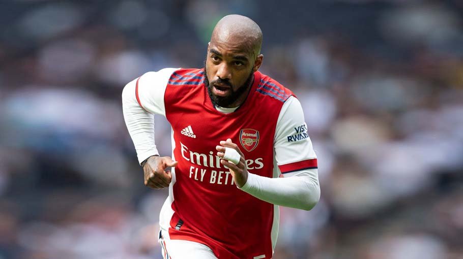 Arsenal announce Lacazette exit