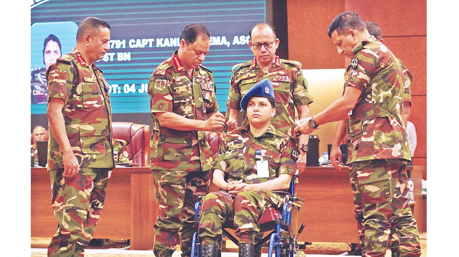 Paralysed Capt Kaniz Fatima becomes Major