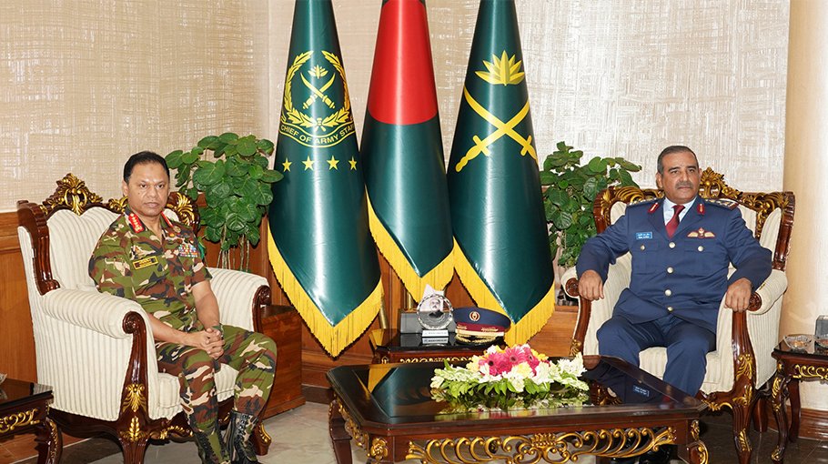 Qatar Armed Forces Chief meets Bangladesh Army Chief