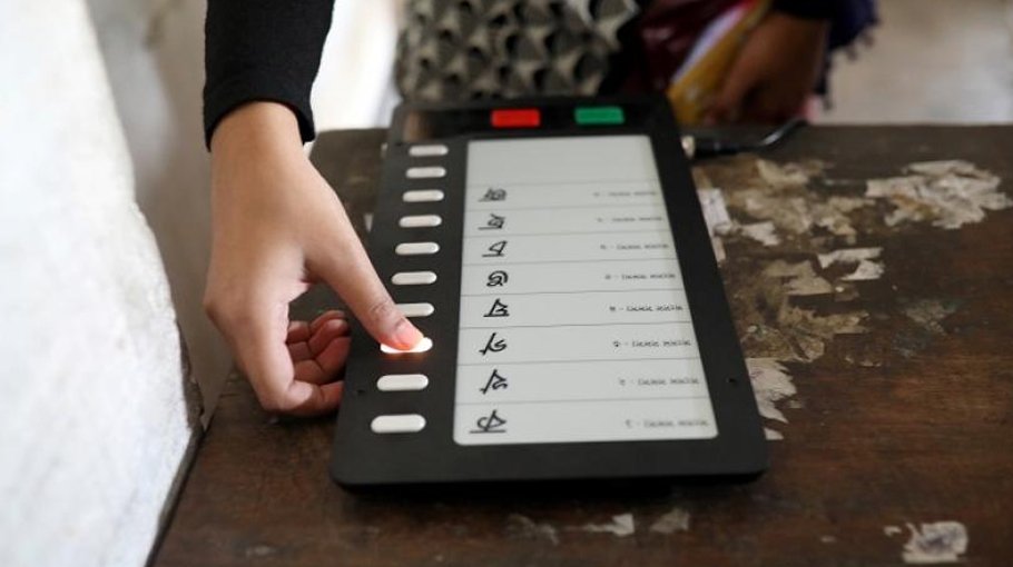 EC to meet parties on EVM use in polls