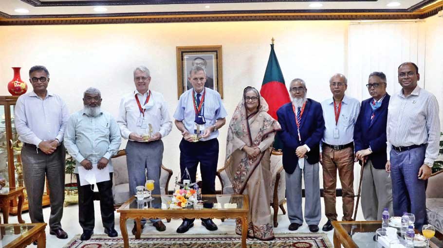 Padma Bridge officials, consultants team meets PM