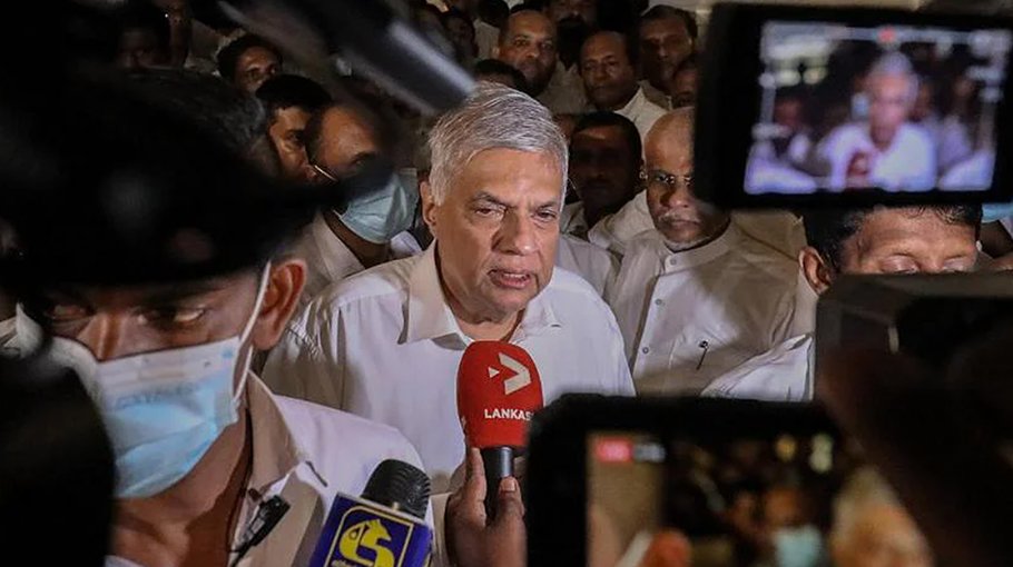 Sri Lanka president seeks unity govt to save economy