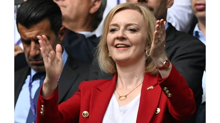 Truss wins UK cabinet backing as voting begins in PM contest