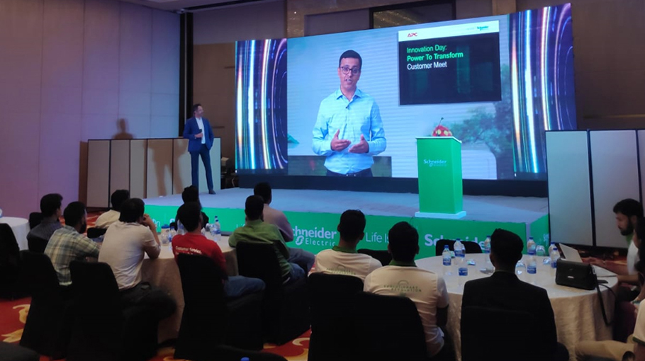 schneider-electric-aims-to-tap-the-growing-it-infrastructure-market-in