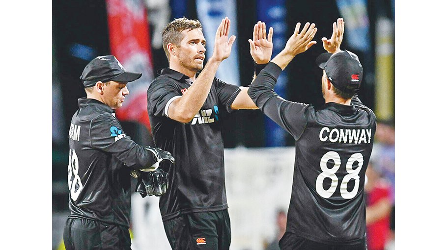 Southee, Boult demolish Windies order as Kiwis level series