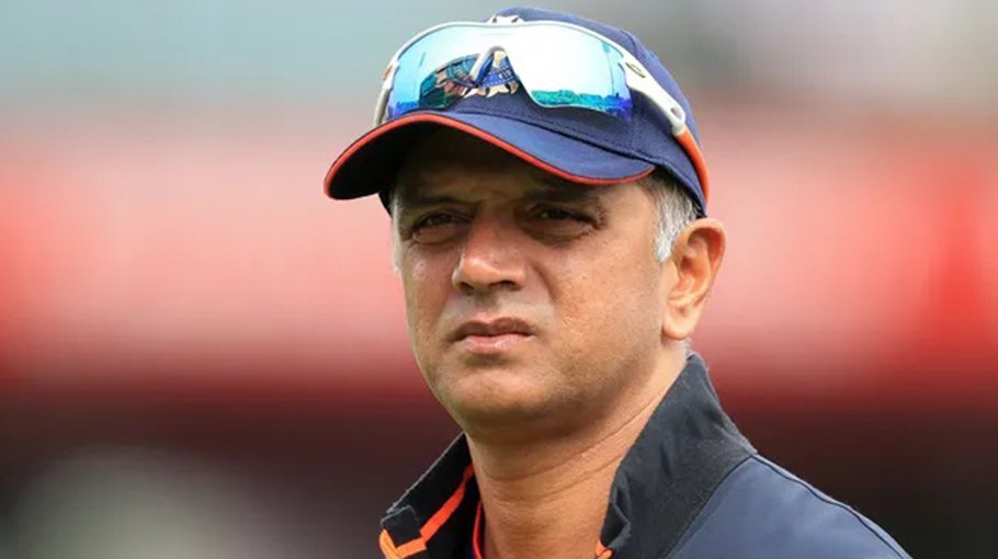 Dravid has Covid ahead of Asia Cup