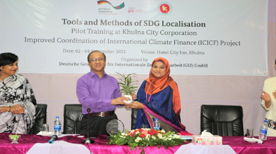 GIZ, NILG offer training on SDG localisation tools in Khulna