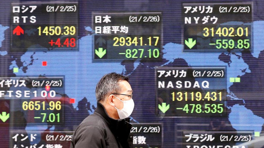 Stocks tank, dollar rises as traders prepare for big rate hikes