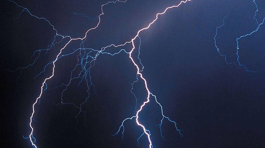 Lightning strike kills man in Bogura