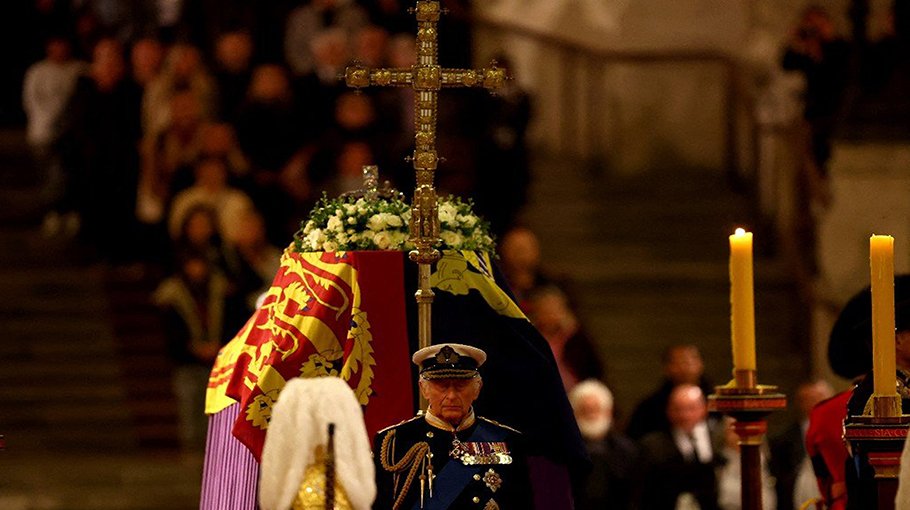 Security scare hits mourning as King Charles meets foreign leaders