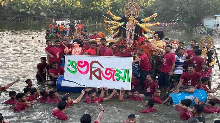Durga Puja ends peacefully with immersion of idols in Gaibandha