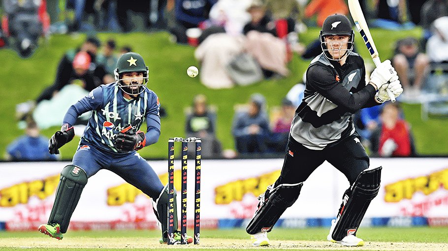 Allen powers NZ to victory over Pakistan