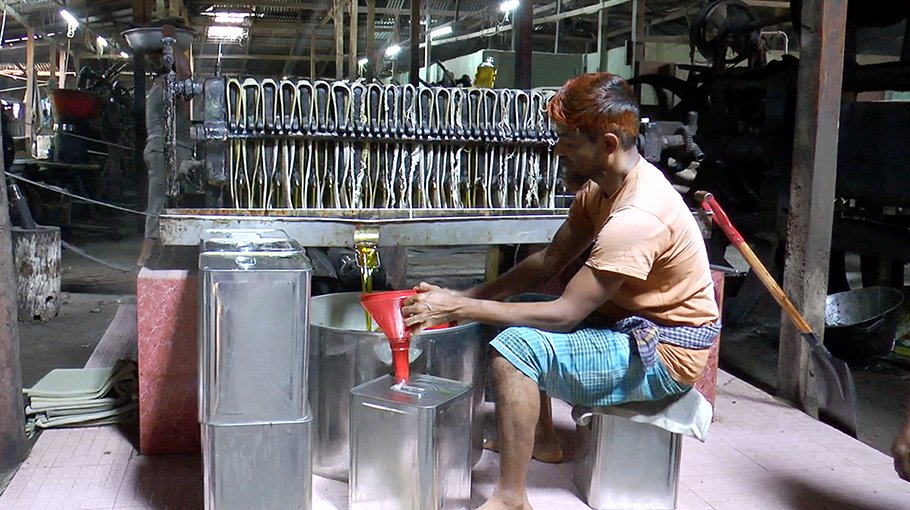 32 mustard oil mills in Noakhali  closed due to supply crunch