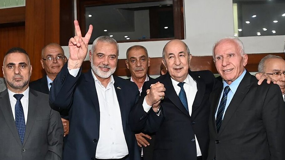 Palestinian factions sign reconciliation deal in Algiers