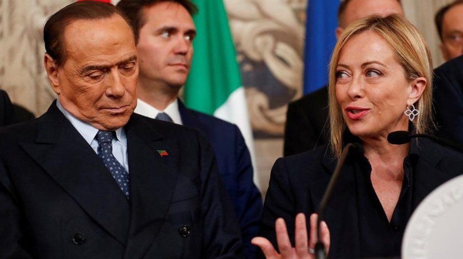 Far-right leader poised to govern Italy
