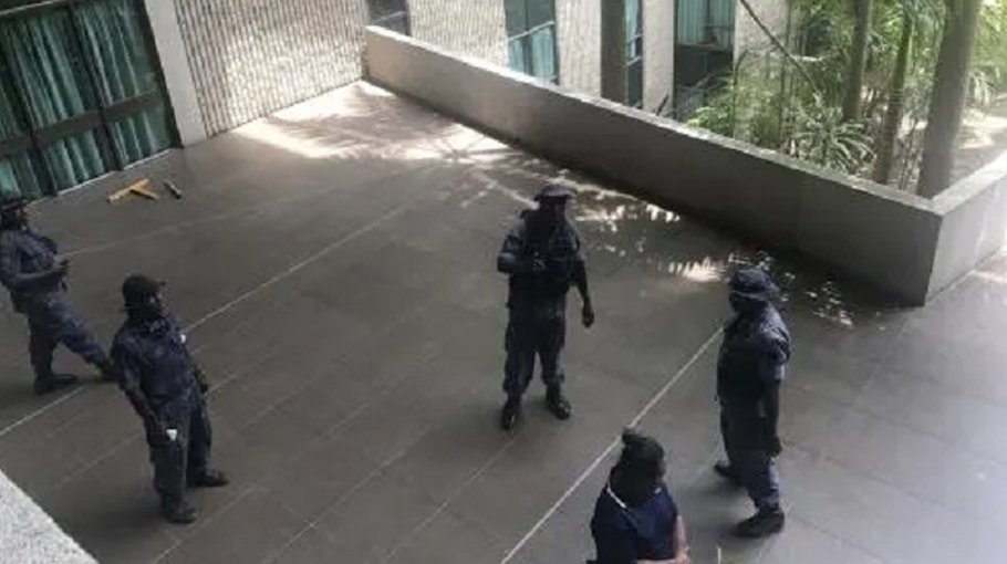 30 dead in Papua New  Guinea island violence