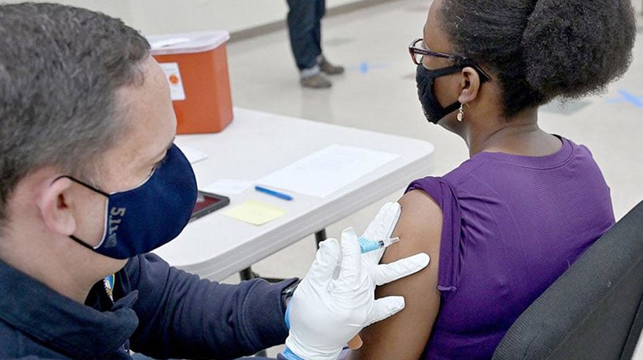 Covid vaccines may cause period problems, experts warn
