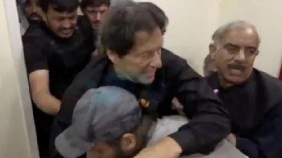 Imran Khan recovers in hospital after assassination bid
