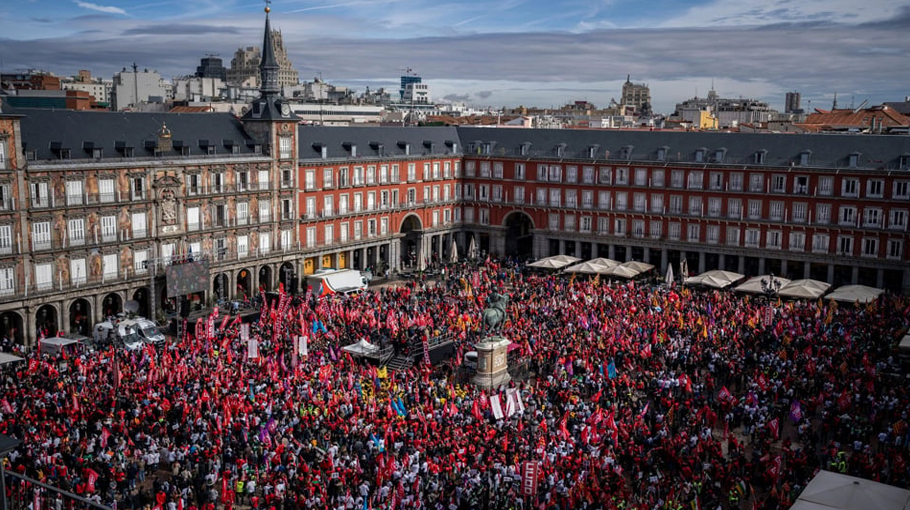 thousands-rally-in-madrid-for-pay-hikes-as-costs-soar