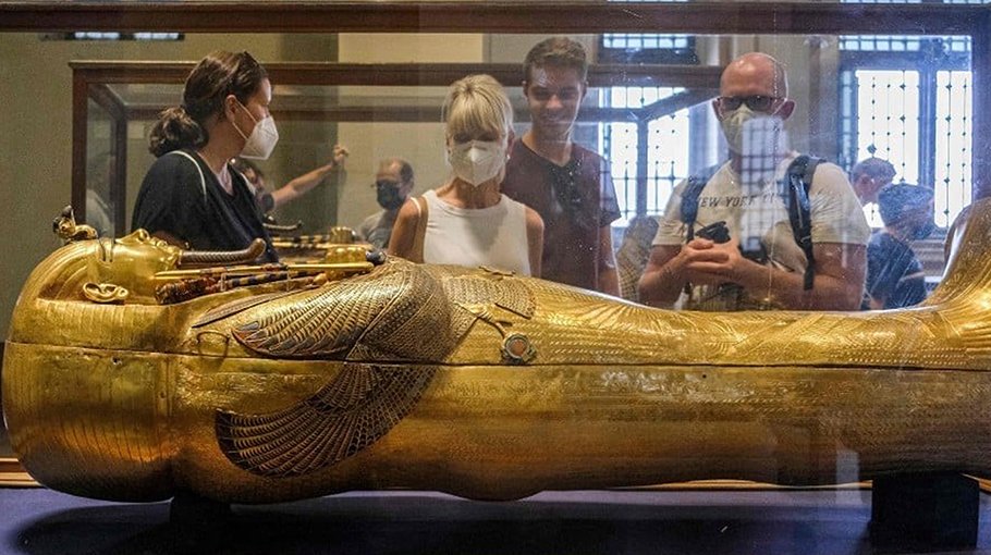 Tutankhamun: Egyptian bid to reclaim their history