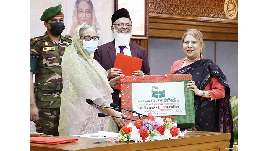 NBL donates 1.5 lakh pieces of blankets to PM’s relief fund