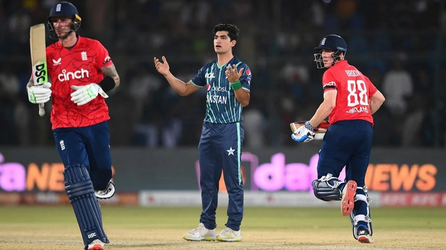 Rain looms large on England-Pakistan final