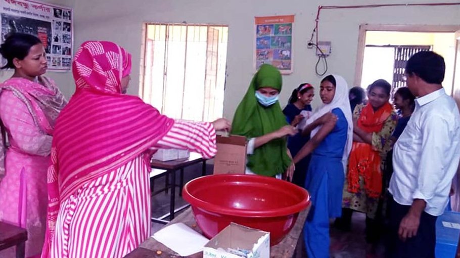 Over 48,000 more children get Covid jabs in Rangpur