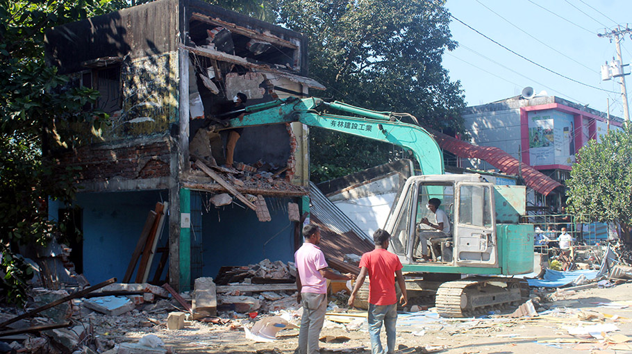 Mass Eviction Drive In Mirsharai Several Illegal Buildings Demolished Bangladesh Post