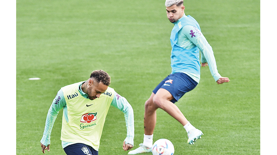 Brazil's Guimaraes and Telles suffer injury scares in training