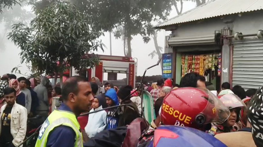 Couple among 3 killed in Gaibandha road accident