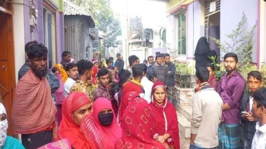 Couple burnt to death in Gazipur