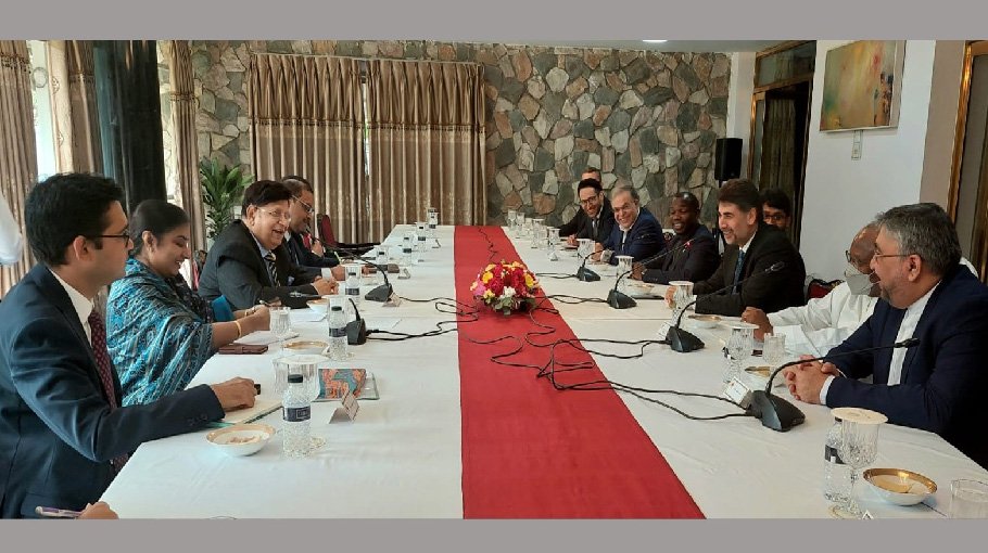 Keep Rohingya issue alive as  global agenda   