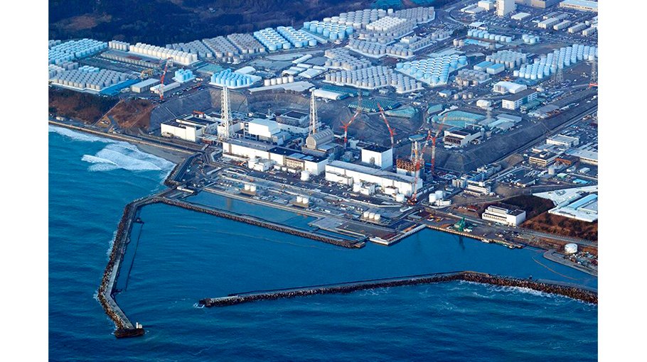 Japan reverts to max  nuclear power 