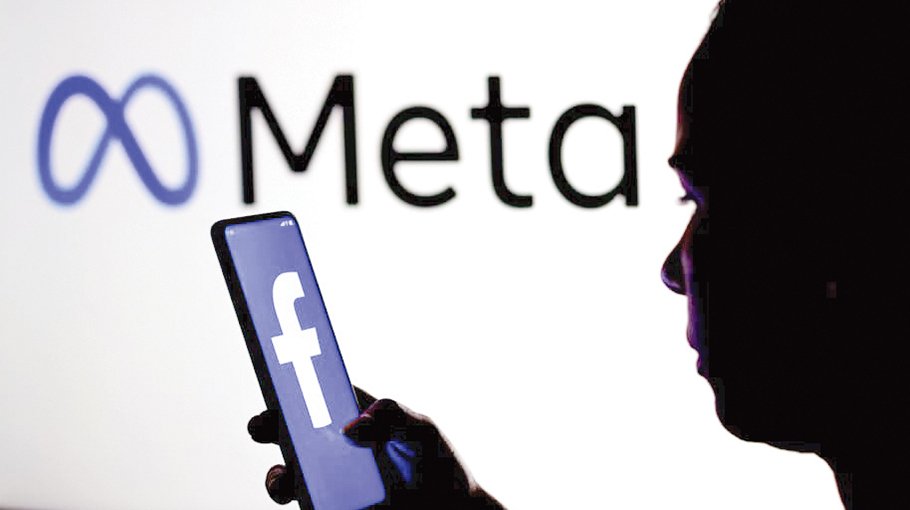 Facebook agrees to pay $725m to settle privacy suit