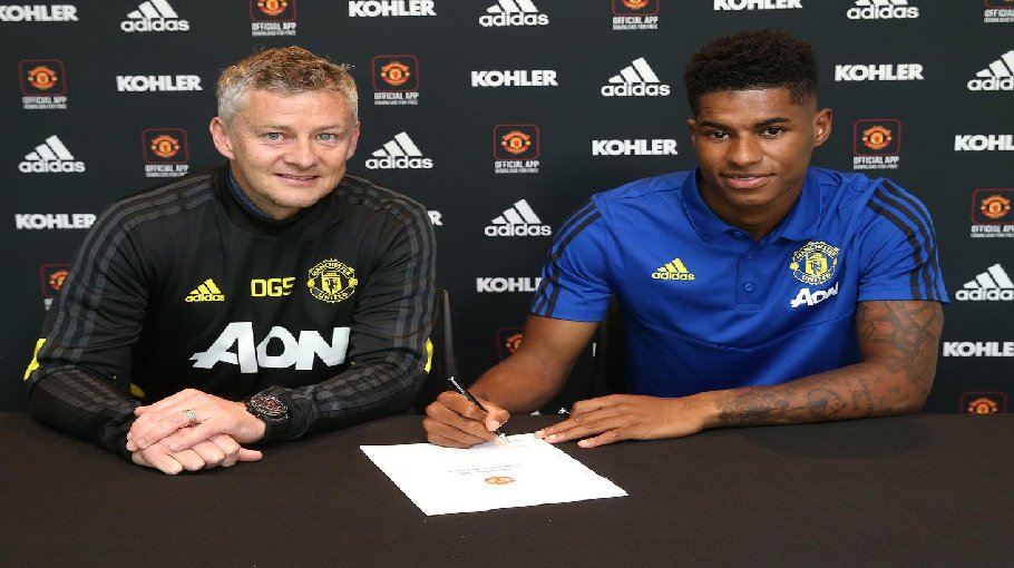Rashford signs new Man United deal