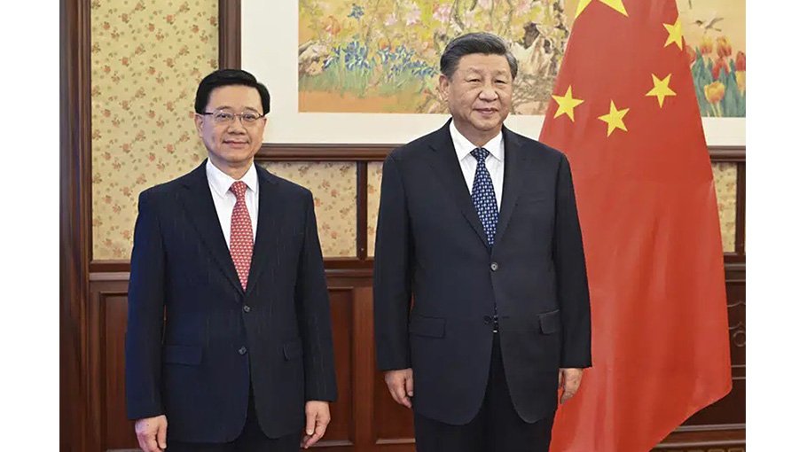 HK leader aims to reopen border with China in Jan