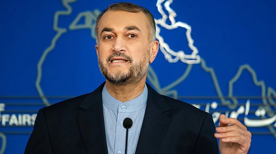 Window for nuclear talks still open, Iran FM says 
