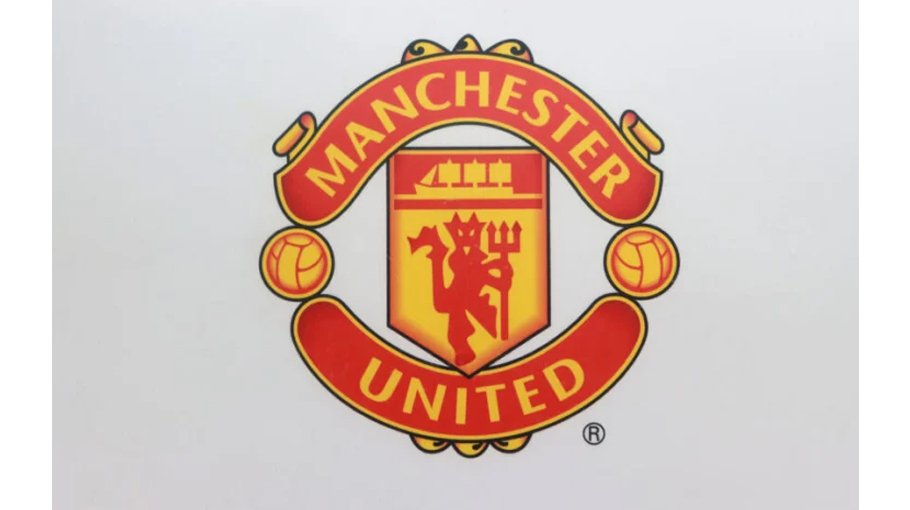 Man Utd ‘looking for a striker’