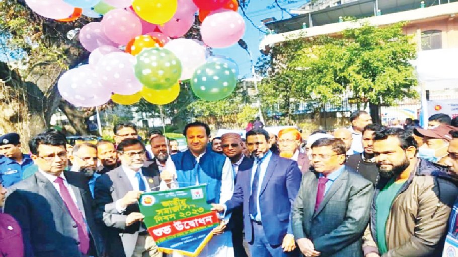 6 individuals, organisations honoured in Chattogram