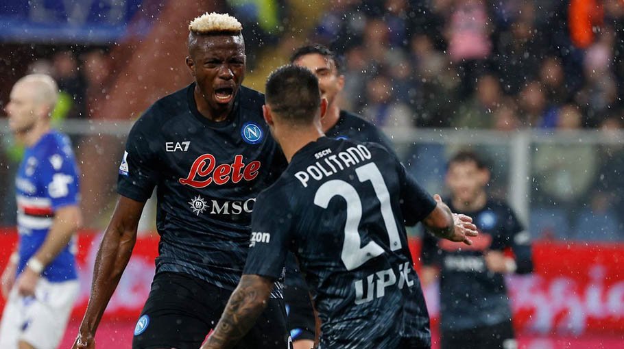 Napoli move seven clear with 2-0 win over Sampdoria