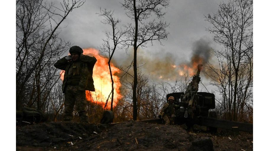 More heavy weapons for Ukraine ‘in the near future’: NATO chief
