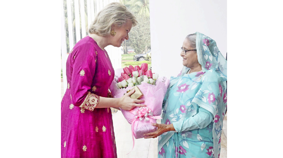 queen visit bangladesh
