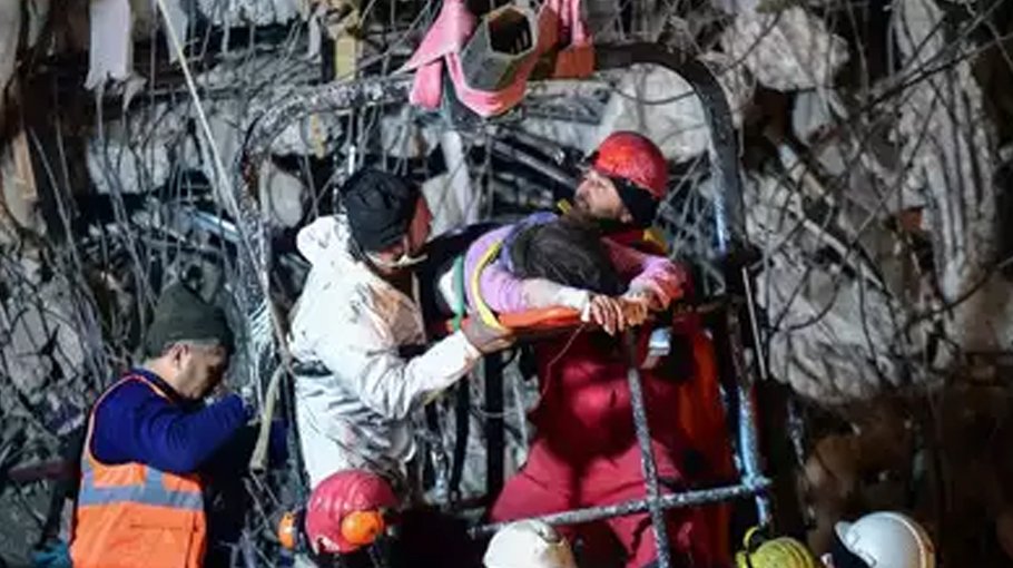 Children found alive as Turkey-Syria quake toll tops 22,000